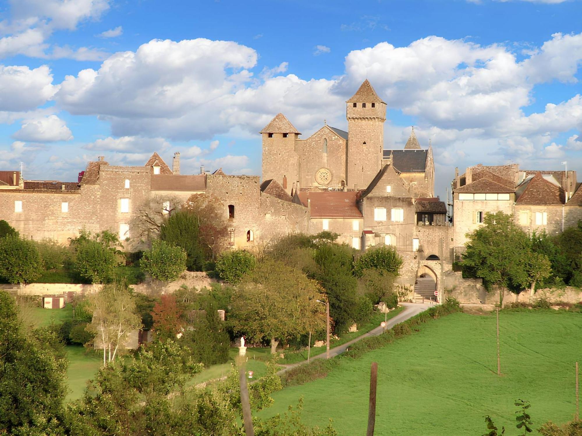 Studio Confortable Pres De Beaumont Du Perigord 60 M² Cheminee Bagian luar foto